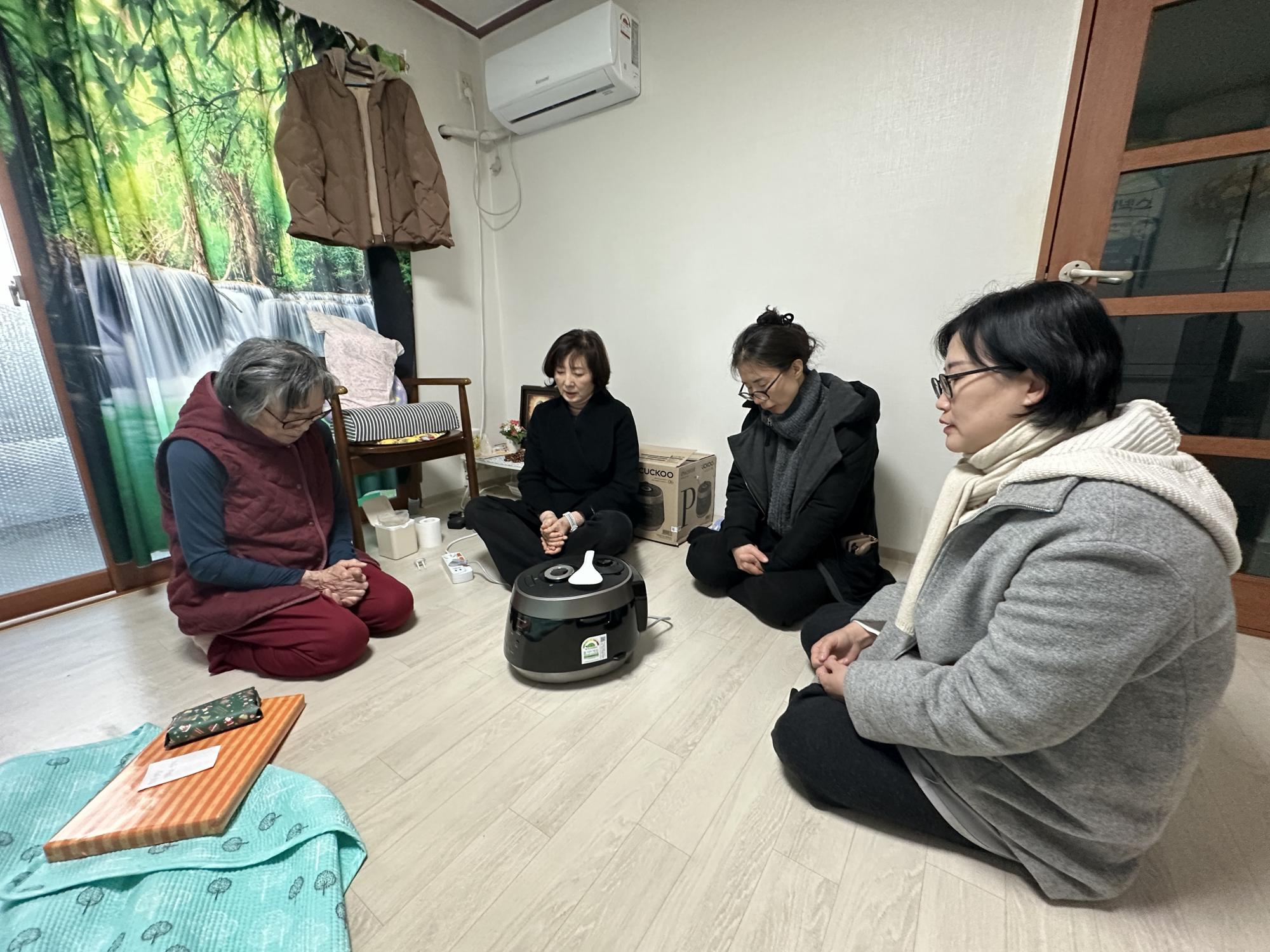 [사회복지분과]노인복지관과 함께 어르신 돌봄활동